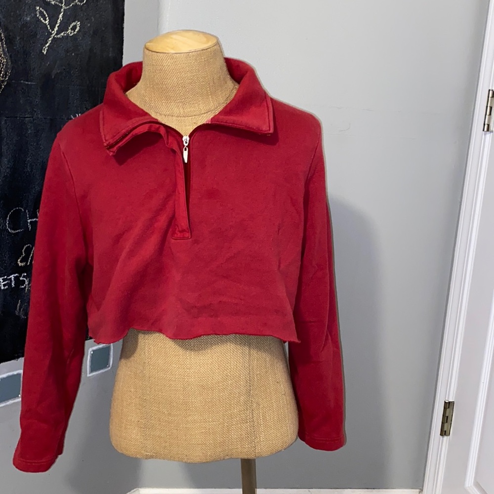 red cropped zip up !!